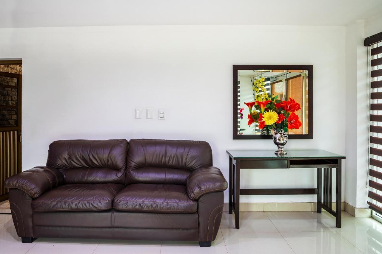 OYO Hotel San Marcos Los Mochis Buitenkant foto