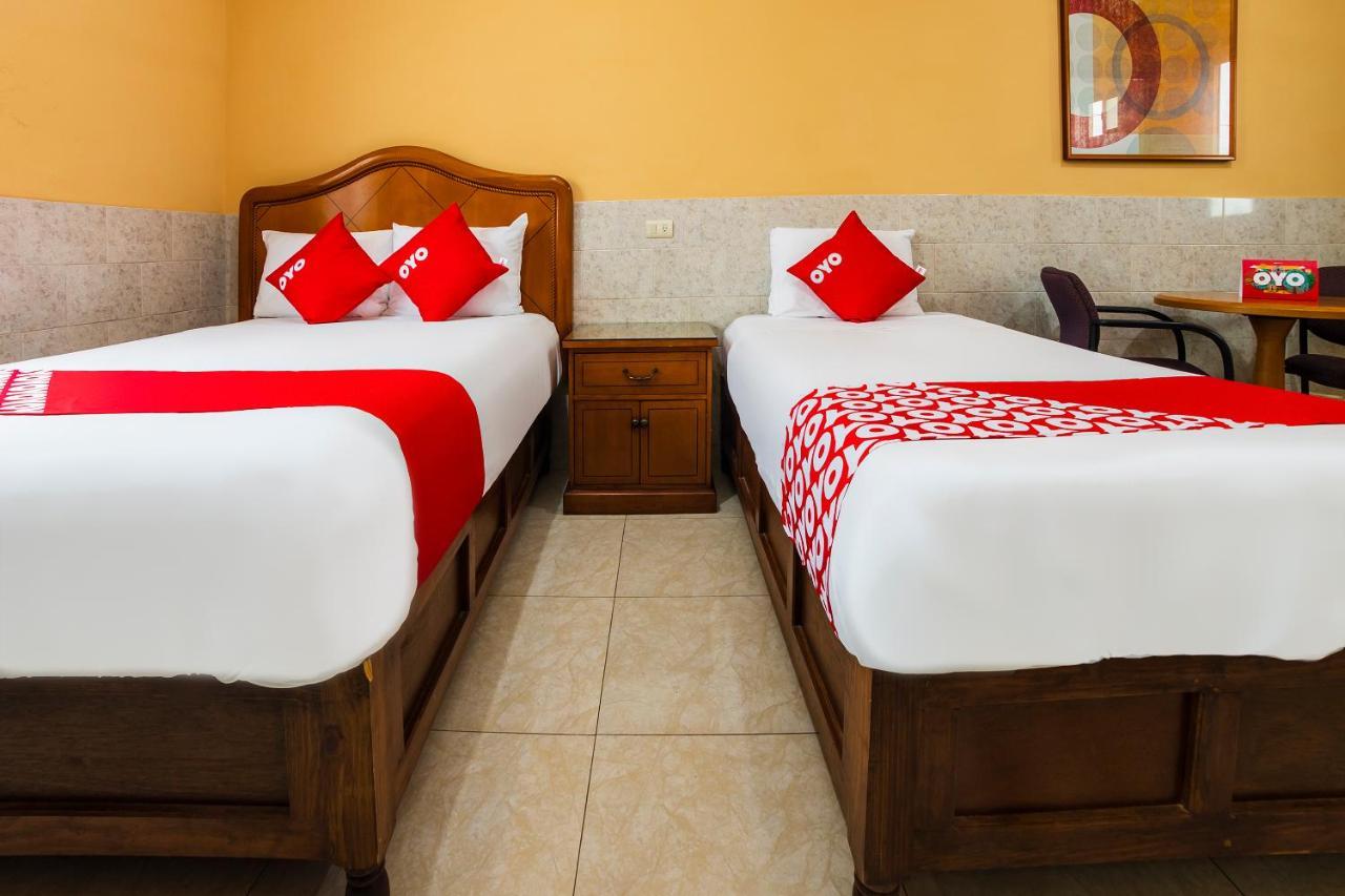 OYO Hotel San Marcos Los Mochis Buitenkant foto
