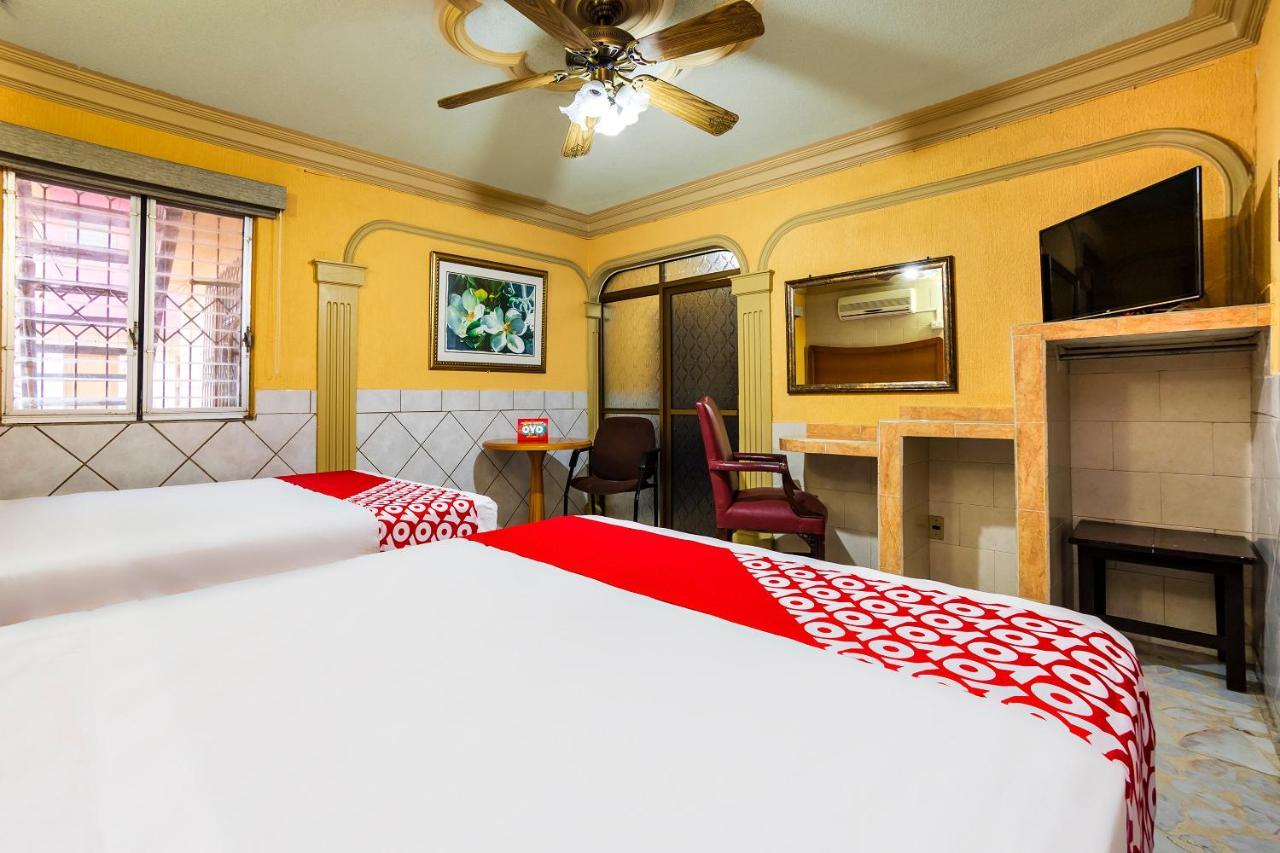 OYO Hotel San Marcos Los Mochis Buitenkant foto